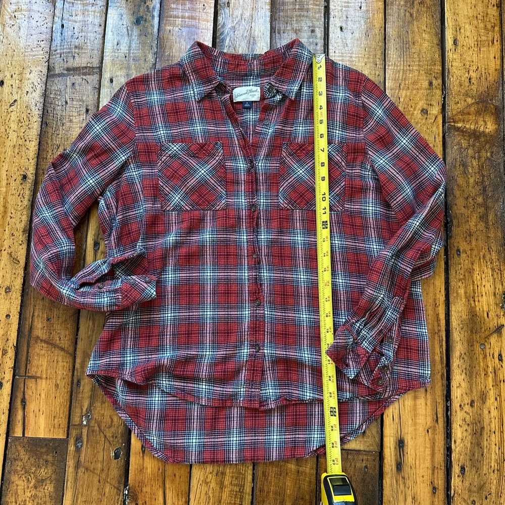 Universal Thread Dark Red and White Plaid flannel Shirt